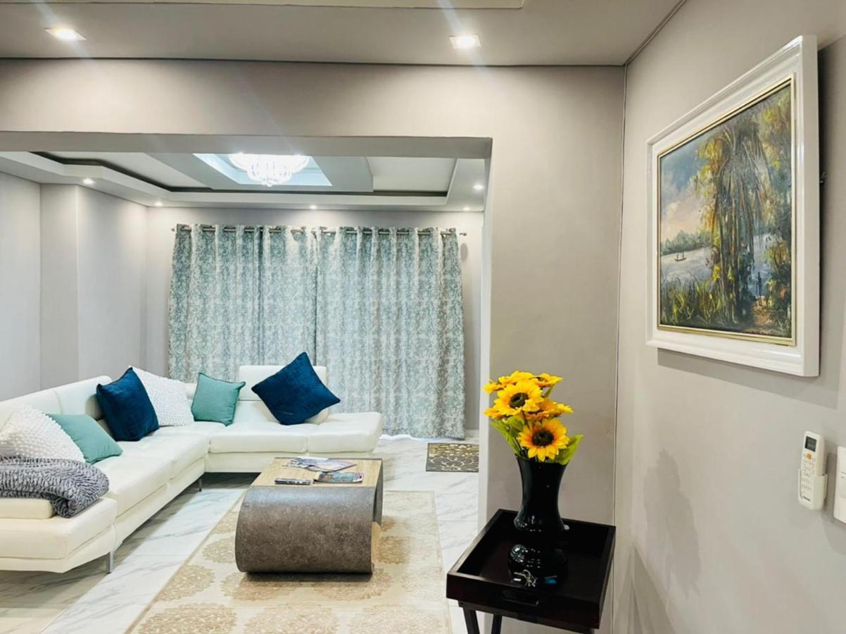 Cozier Glitz Villa Fokváros Kültér fotó
