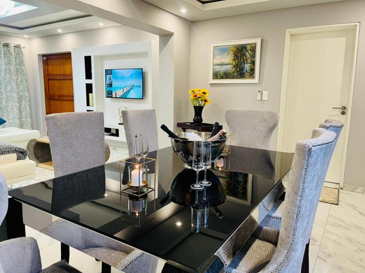 Cozier Glitz Villa Fokváros Kültér fotó