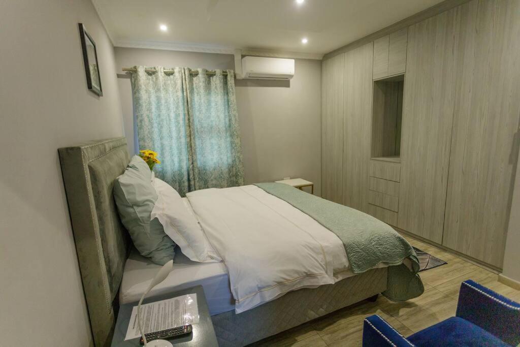Cozier Glitz Villa Fokváros Kültér fotó