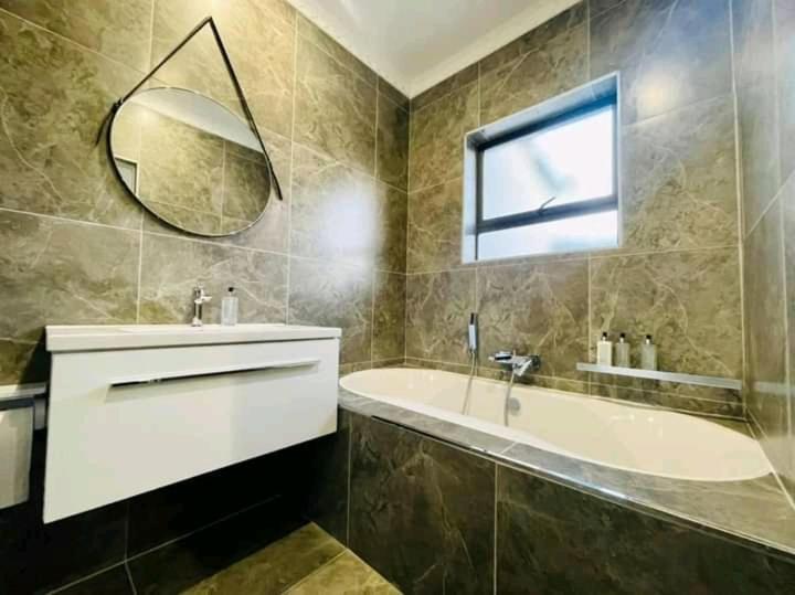 Cozier Glitz Villa Fokváros Kültér fotó